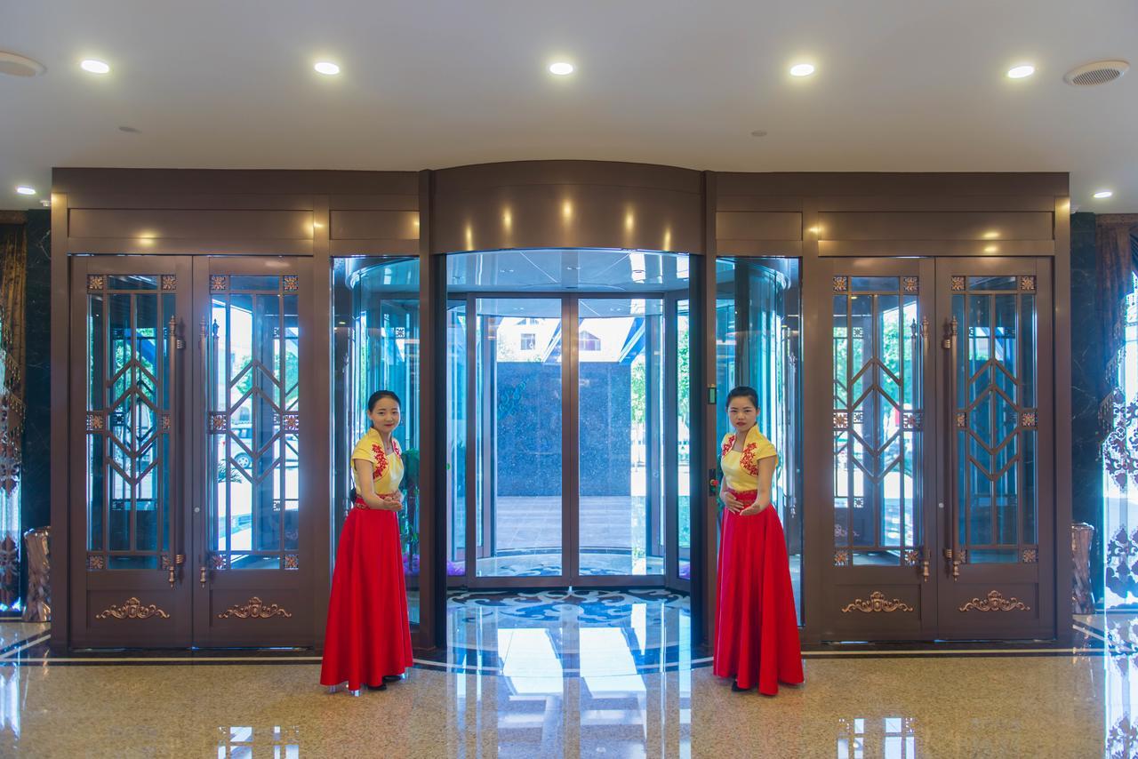 Dunhuang Isiting Hotel المظهر الخارجي الصورة